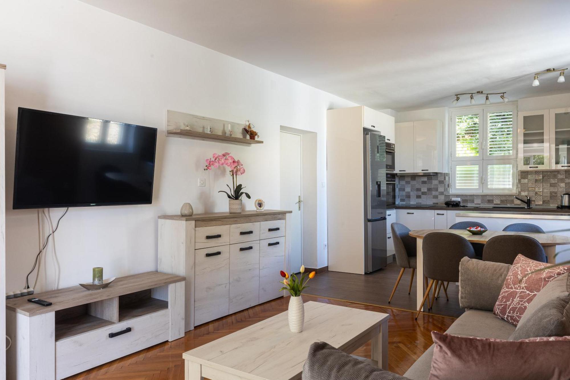 Bliss Apartment Near Bellevue Beach Ντουμπρόβνικ Εξωτερικό φωτογραφία