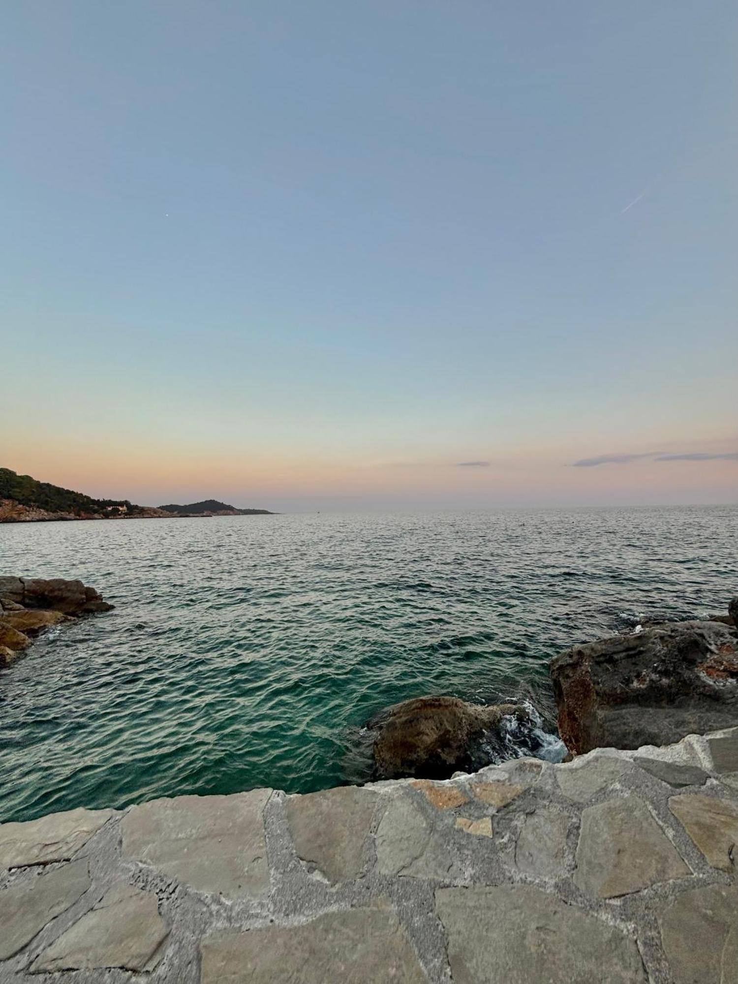 Bliss Apartment Near Bellevue Beach Ντουμπρόβνικ Εξωτερικό φωτογραφία